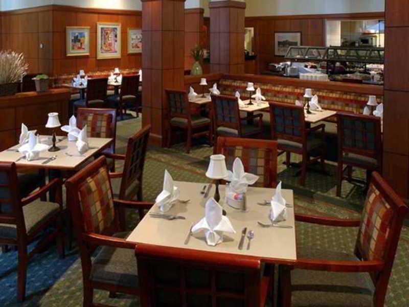 Hilton Garden Evanston